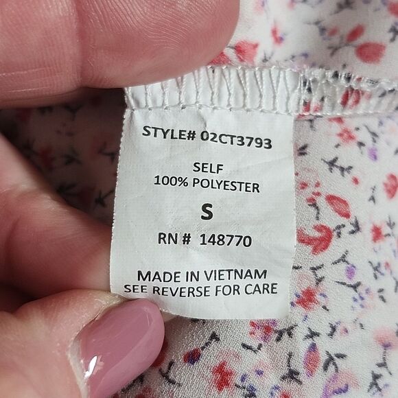 Sienna Sky Puff Sleeve White, Pink, Red Floral Peplum Cropped Blouse, S - Picture 7 of 7